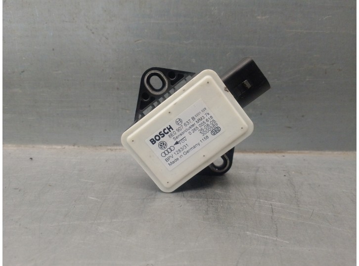 Recambio de sensor para audi a4 berlina (8ec) 2.0 tdi referencia OEM IAM 8E0907637B  0265005618 BOSCH