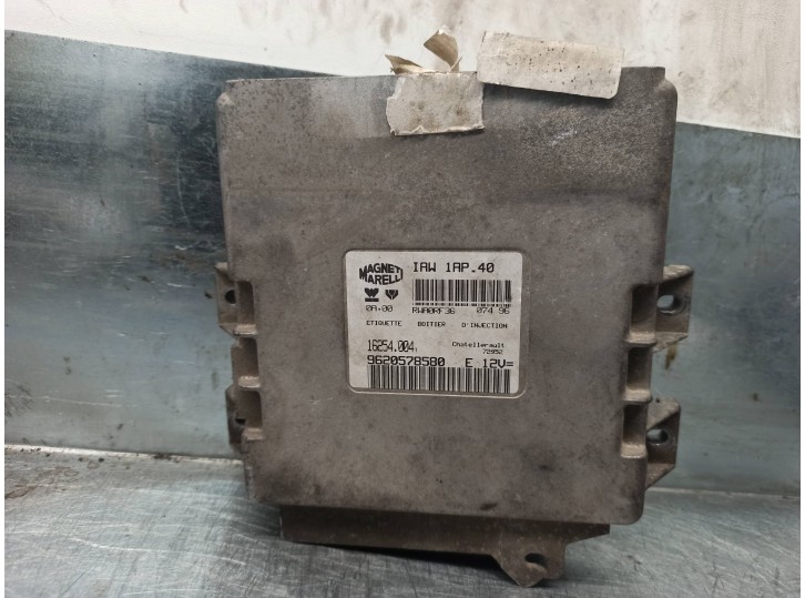 Recambio de centralita motor uce para citroën saxo 1.4 referencia OEM IAM 9620578580 16254004 MAGNETI MARELLI