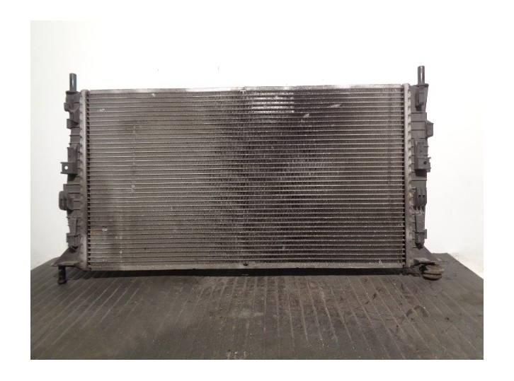 Replacement water radiator for Mazda 3 Sedan (BK) 2.0 16V CAT OEM IAM reference Z60215200C 