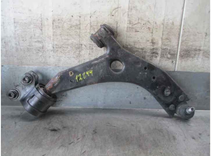 Recambio de brazo suspension inferior delantero derecho para volvo c30 2.4 20v diesel referencia OEM IAM 3M513A423EM FOMOCO