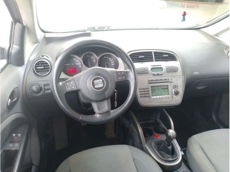 seat altea (5p1) del año 2004