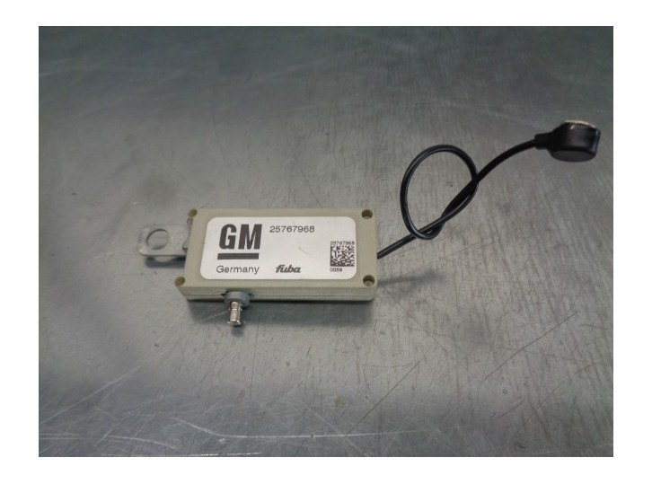 Recambio de antena para cadillac srx v6 elegance referencia OEM IAM 25767968 