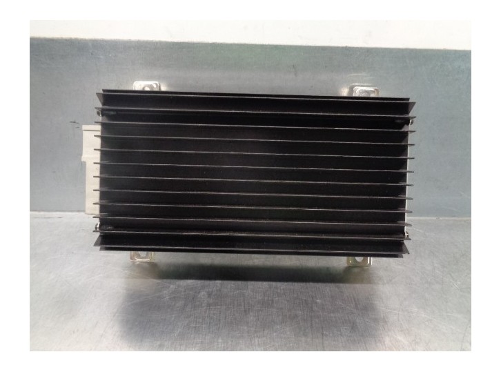 Recambio de amplificador para cadillac srx v6 elegance referencia OEM IAM 15231327 111200520 