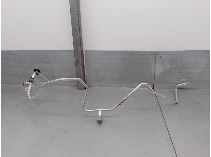 Recambio de tubos aire acondicionado para dacia duster ii 1.3 tce cat referencia OEM IAM 924404272R  