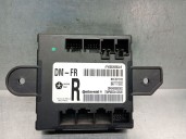 Recambio de centralita cierre para lancia voyager monospace (404_) 2.8 crd (rt, 53) referencia OEM IAM 05026862AE CONTINETAL