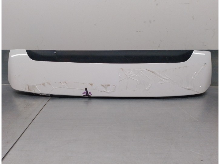 Recambio de aleron trasero para dacia duster ii 1.3 tce cat referencia OEM IAM 960304738R 