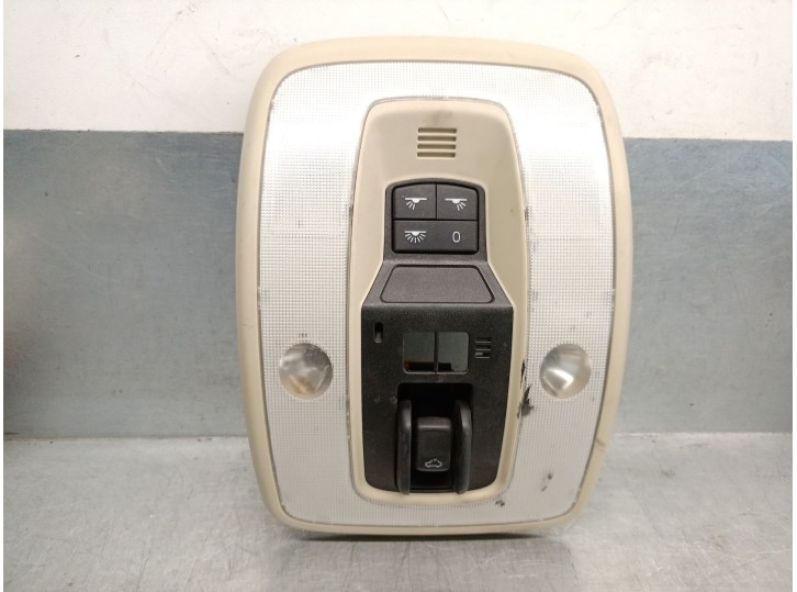 Replacement interior light for Volvo XC70 II (136) D4 AWD OEM IAM reference 39826640 39826640 