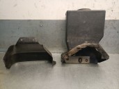 Recambio de molduras delanteras para land rover defender (ld) 2.5 tdi referencia OEM IAM MTC3801 MTC3801 