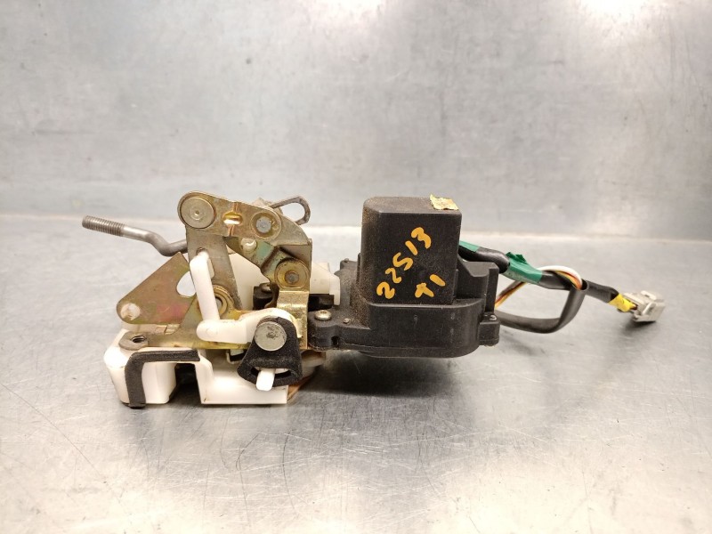 Recambio de cerradura puerta trasera izquierda para rover 400 ii (rt) 420 si lux referencia OEM IAM FQM100490  