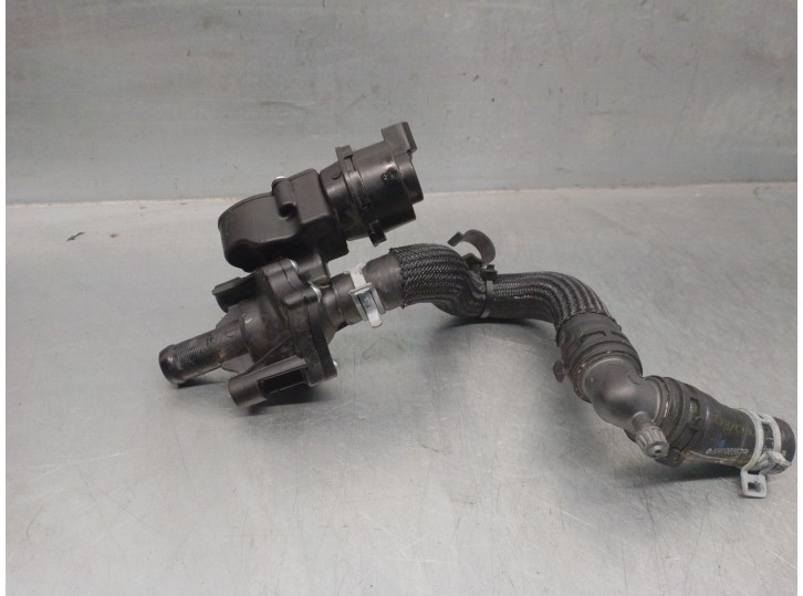 Recambio de termostato para dacia duster ii 1.3 tce cat referencia OEM IAM 922306682R 