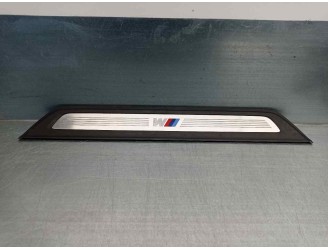 Recambio de molduras delanteras para bmw serie 5 berlina (g30) 2.0 16v turbodiesel referencia OEM IAM 5A0DB65 EMBELLECEDOR DEL D