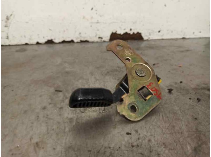 Recambio de maneta interior trasera izquierda para renault rapid/express (f40) 1.4 referencia OEM IAM 7700763851  