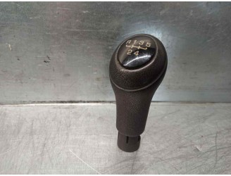 Recambio de pomo palanca cambio para seat cordoba berlina (6k2) aniversario referencia OEM IAM 8N0883216A  