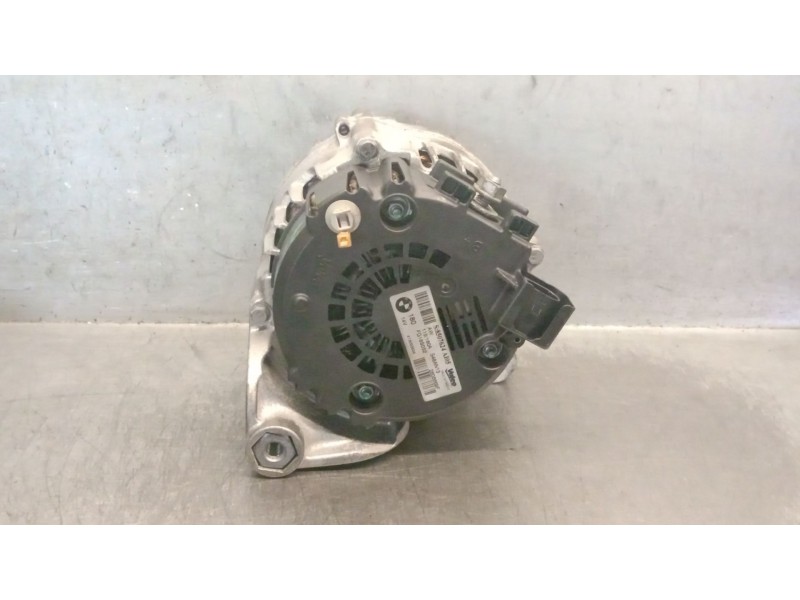 Recambio de alternador para bmw 5 touring (f11) 520 d referencia OEM IAM 8507624 12318507625 2608669F