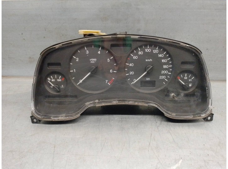 Recambio de cuadro instrumentos para opel astra g berlina 1.6 16v referencia OEM IAM 09228746 351180000 TRW