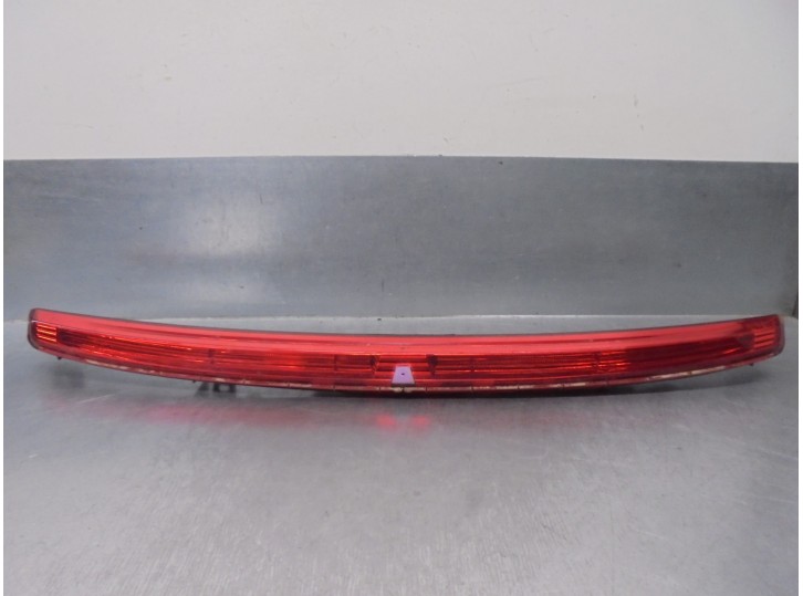 Recambio de luz central de freno para citroën c4 picasso sx referencia OEM IAM 9654435580  