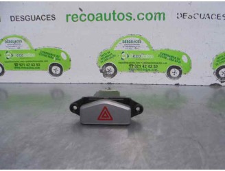 Replacement hazard warning switch for Kia Carens 2.0 turbodiesel CAT OEM IAM reference 864W0140F4 
