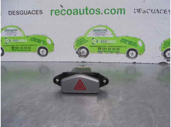 Recambio de warning para kia carens 2.0 turbodiesel cat referencia OEM IAM 864W0140F4 