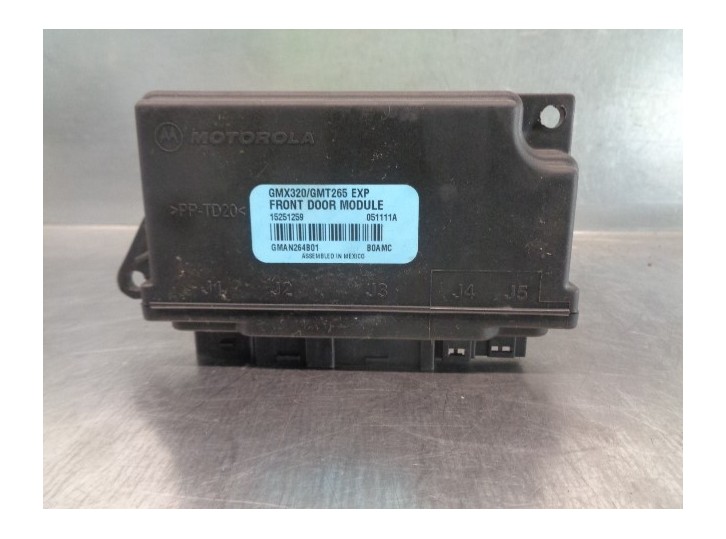 Recambio de centralita cierre para cadillac srx v6 elegance referencia OEM IAM 15251259 051111A MOTOROLA