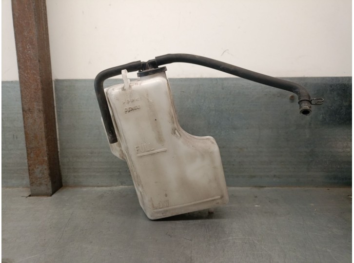 Recambio de deposito expansion para lexus gs (_s19_) 450h (grs191_, gws191_) referencia OEM IAM 1647031070 1647031070 