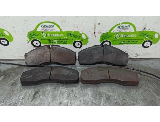 Recambio de pastillas de freno para renault maxity 2.5 diesel referencia OEM IAM   BREMBO