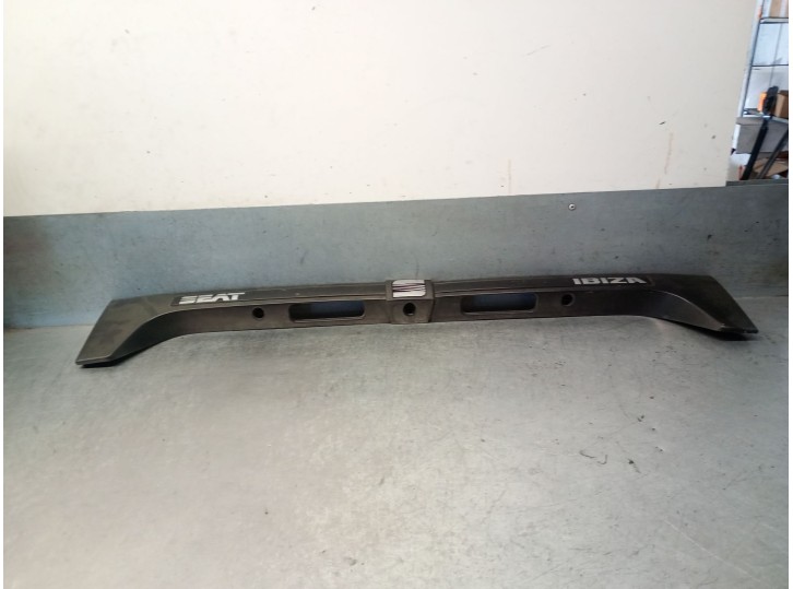 Recambio de molduras traseras para seat ibiza (6k) básico referencia OEM IAM 6K6853468 6K6853468 