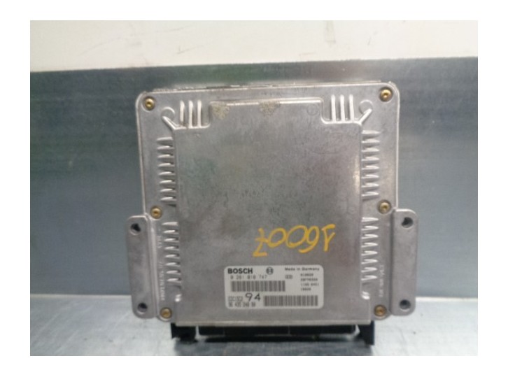 Recambio de centralita motor uce para peugeot 307 (s1) xt referencia OEM IAM 9643524880  BOSCH