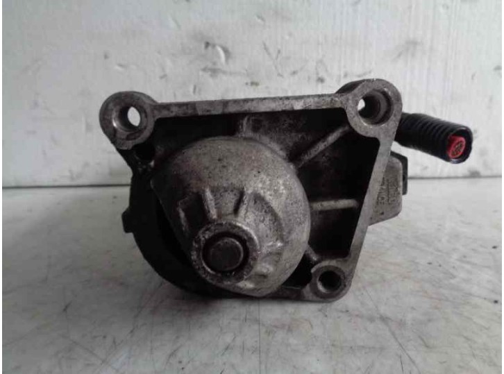 Replacement starter motor for Volvo S40 Saloon TD OEM IAM reference 8251642 MD329260 VALEO