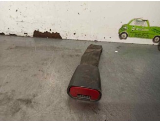 Recambio de enganche cinturon para alfa romeo 156 sportwagon crosswagon q4 referencia OEM IAM 10447090  