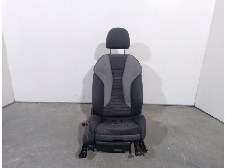 Replacement front right seat for Audi A3 Sportback (8VA, 8VF) 2.0 TDI OEM IAM reference 5Q4881106D 5Q4881106D 