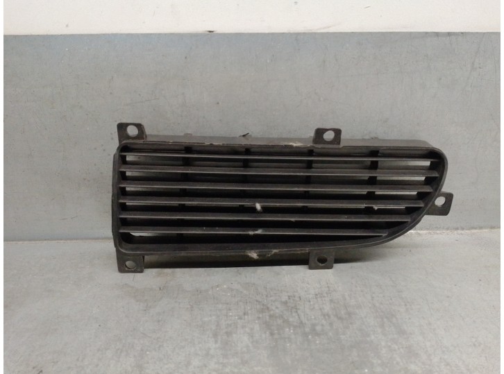 Replacement front grille for Seat Ibiza (6K) 1.9 Diesel (1Y) OEM IAM reference W06K585365A 