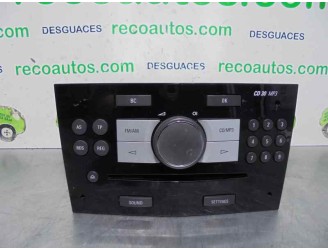 Replacement audio system / CD radio for Opel Astra H caravan 1.7 16V CDTi OEM IAM reference 13289935 497316088 