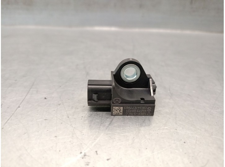 Recambio de sensor impacto para mazda 3 hatchback (bp) 2.0 skyactiv-g m hybrid referencia OEM IAM GBEF57KC0 