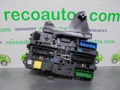 Recambio de caja reles / fusibles para opel astra h caravan 1.7 16v cdti referencia OEM IAM 13115937 329510614 