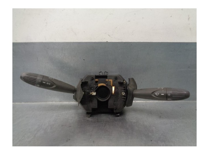 Recambio de mando luces para fiat punto berlina (188) 1.2 cat referencia OEM IAM 735267949 