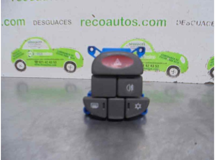 Recambio de warning para lancia lancia y 1.2 cat referencia OEM IAM 715503635 