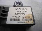 Recambio de modulo electronico para kia sorento 2.5 crdi referencia OEM IAM 956403E000  