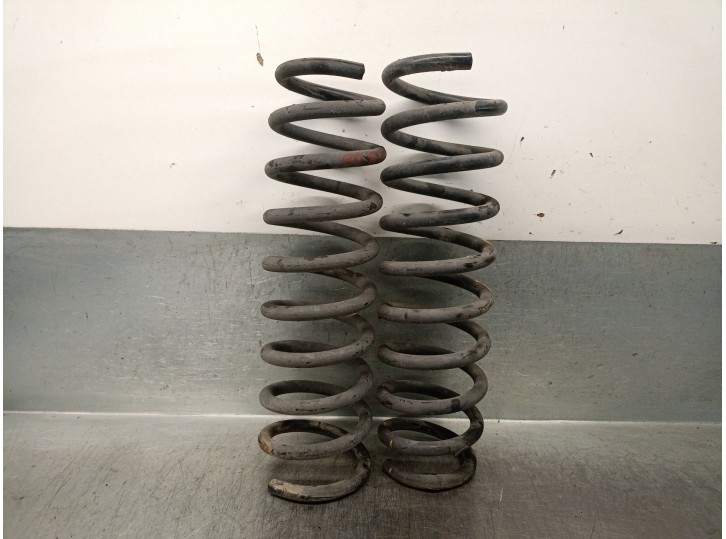 Recambio de muelle amortiguacion para hyundai i30 station wagon (gd) 1.6 crdi referencia OEM IAM 55350A6760 55350A6760 