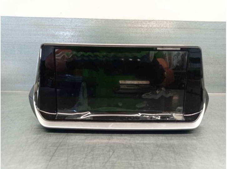 Replacement multifunction screen for Peugeot 208 (P2) 1.2 PureTech OEM IAM reference 9838129680 E456386B VALEO