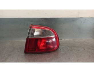 PILOTO TRASERO DERECHO 1M5945096B ALETA 4 PUERTAS