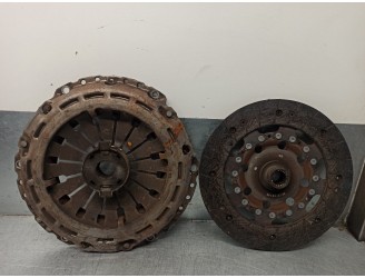 Replacement clutch kit for fiat ulysse (179) 2.2 16v jtd cat OEM IAM reference 9641165480 LUK