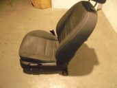 Recambio de asiento delantero izquierdo para ford focus lim. (cb4) titanium referencia OEM IAM TELA GRIS OSCURO 5 PUERTAS