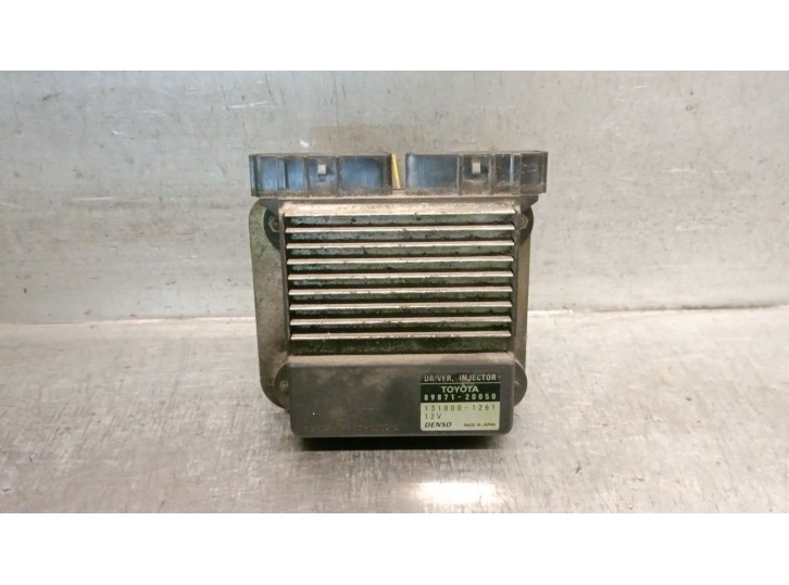 Recambio de modulo electronico para toyota avensis berlina (t25) 2.0 turbodiesel cat referencia OEM IAM 8987120050  1310001261 D