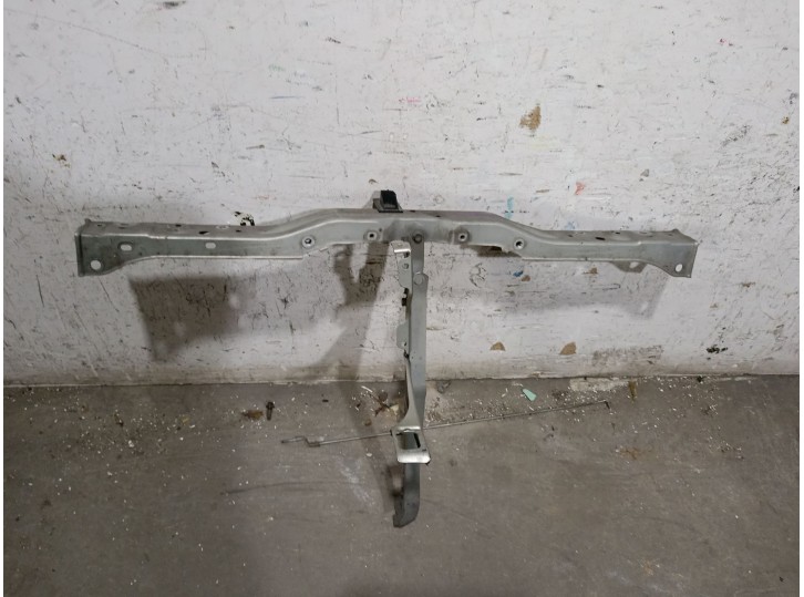 Recambio de panel frontal para toyota avensis berlina (t25) 2.0 turbodiesel cat referencia OEM IAM 5321605030 5321605030 