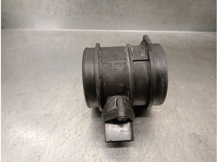 Recambio de caudalimetro para porsche cayenne (9pa) 3.2 referencia OEM IAM 7L5906461A 95560612335 0280218141 BOSCH