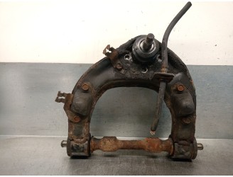 Recambio de brazo suspension superior delantero izquierdo para mitsubishi montero sport i (k7_, k9_) 2.5 td (k94w, k74t) referen
