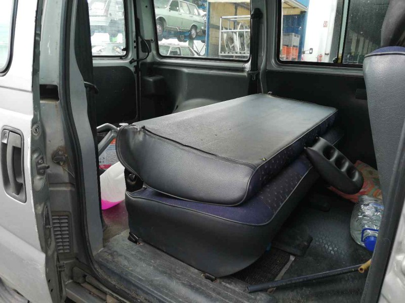 peugeot expert kombi del año 2001
