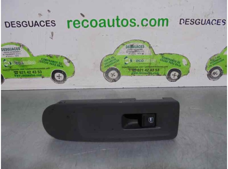 Recambio de mando elevalunas delantero derecho para volkswagen golf vi (5k1) 2.0 tdi referencia OEM IAM 5K0857256  
