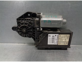 Replacement rear right window regulator motor for Seat Exeo Saloon (3R2) 2.0 TDI OEM IAM reference 8E0959802E 8E0959802E 5WK49