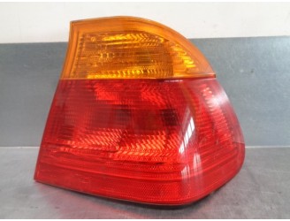 Recambio de piloto trasero derecho para bmw serie 3 berlina (e46) 320d referencia OEM IAM 8364922 